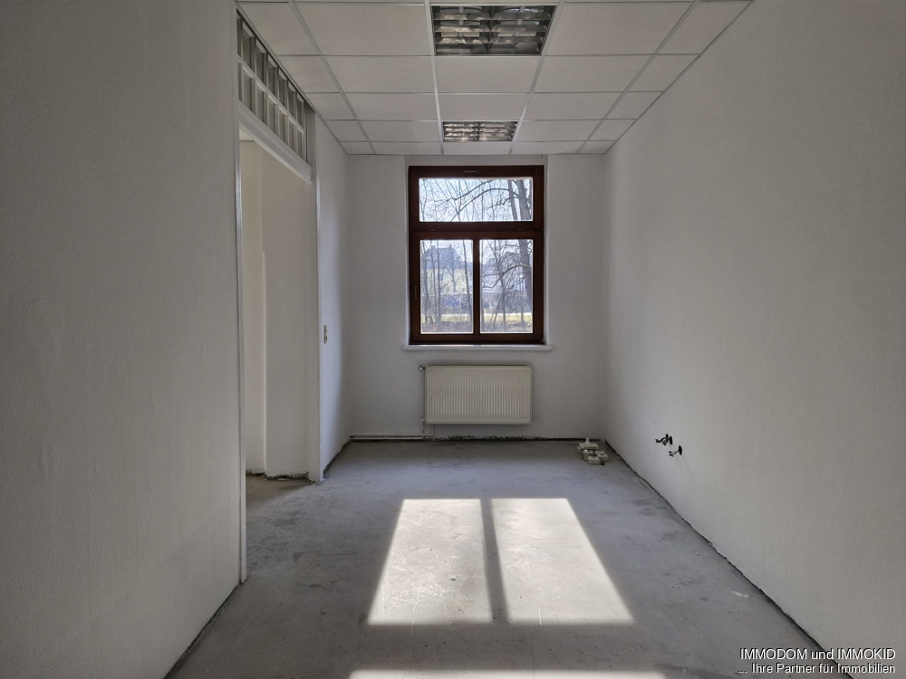 Büro-/Praxiszimmer