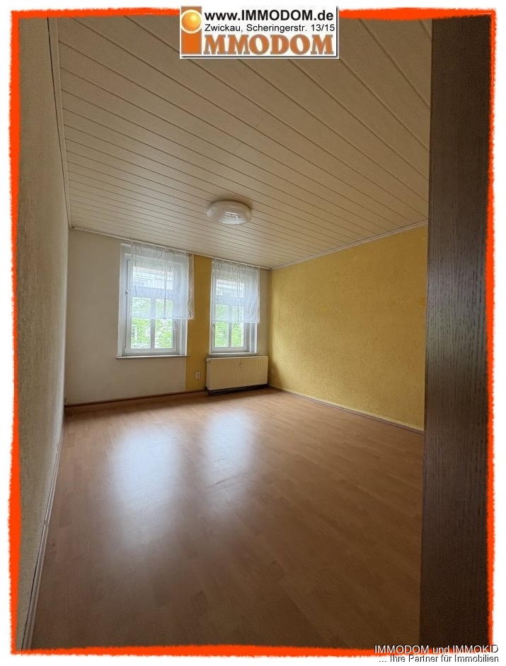 3-Zimmer-Wohnung mit EINBAUKÜCHE und BALKON, klein und günstig, in Zwickau-Marienthal zu vermieten! - Foto 1