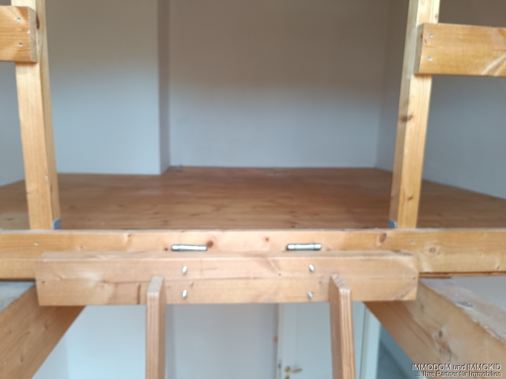 Sehr schöne 3-Zimmer-Wohnung über 3 Etagen mit Dachterrasse in ruhiger Citylage zu vermieten! - Foto 4