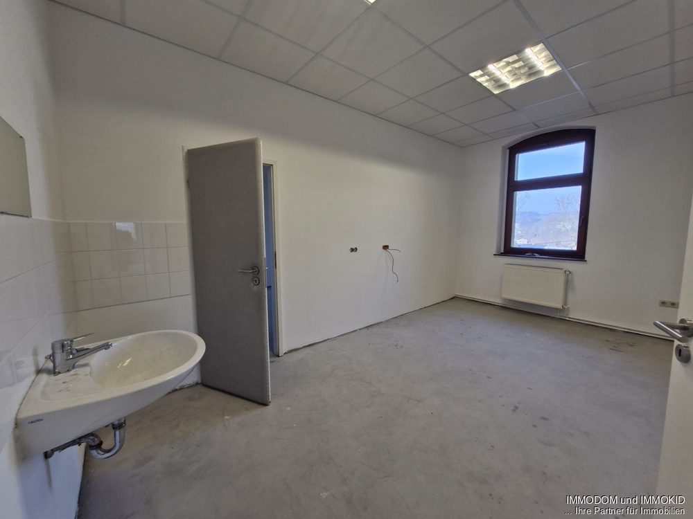 Büro-/Praxiszimmer
