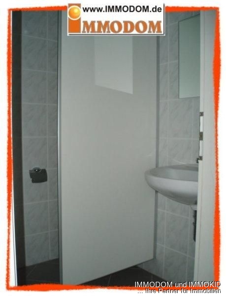 WC WC