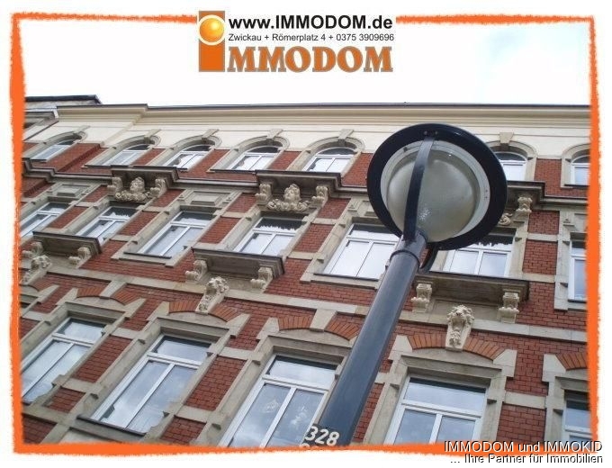 Schön geschnittene 3-Zimmer-Wohnung mit Personenaufzug, BALKON und Gäste-WC zu vermieten! - Photo 2