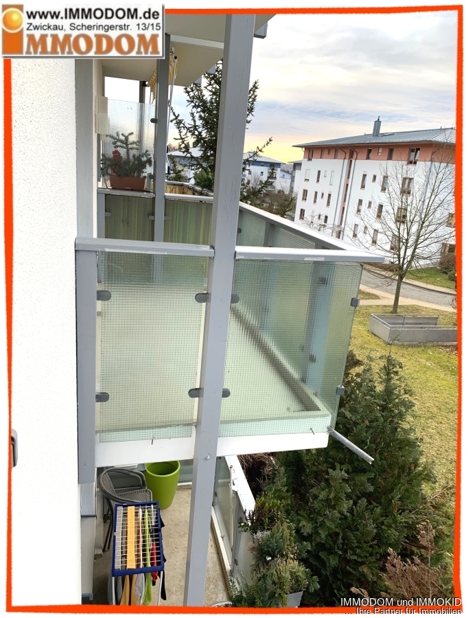 2-Zimmer-Wohnung mit BALKON und Tiefgaragen-PKW-Stellplatz (optional möbliert) in beliebtester Lage Zwickaus zu vermieten! - Foto 5