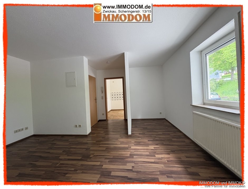 2-Zimmer-Wohnung, neu renoviert, in Aue/Erzgebirge sofort zu vermieten! - Photo 1